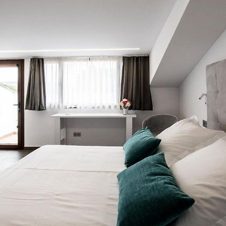 Hotel Duque De Calabria 만자네라 외부 사진
